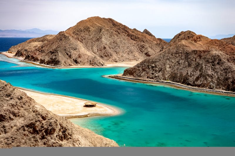 Playa de la bahía de Naama